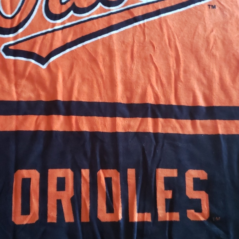 Baltimore Orioles  Throw - Picture 4 of 5